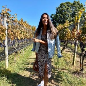 Meet your Posher, Jenna